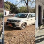 ऐतिहासिक कुर्की: PWD ऑफिस से SDO की गाड़ी, मेज, कुर्सी, पंखे तक कुर्क, बकाया न चुकाने पर भवन भी होगा कुर्क